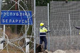 Литва отгораживается пограничной стеной от Беларуси