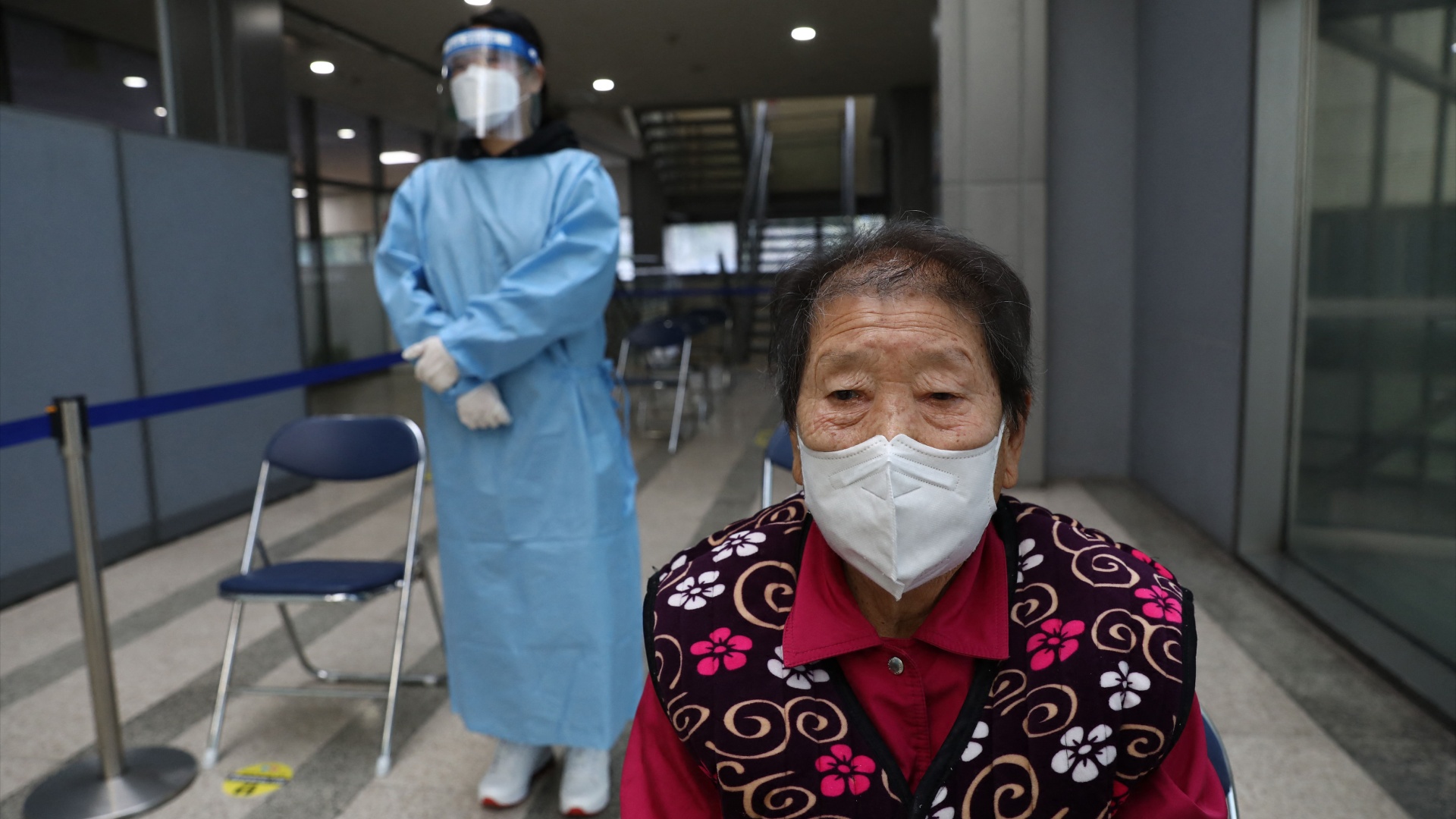 Делать третью прививку от COVID призывают южнокорейцев