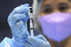 Защищают ли существующие вакцины от нового варианта Omicron