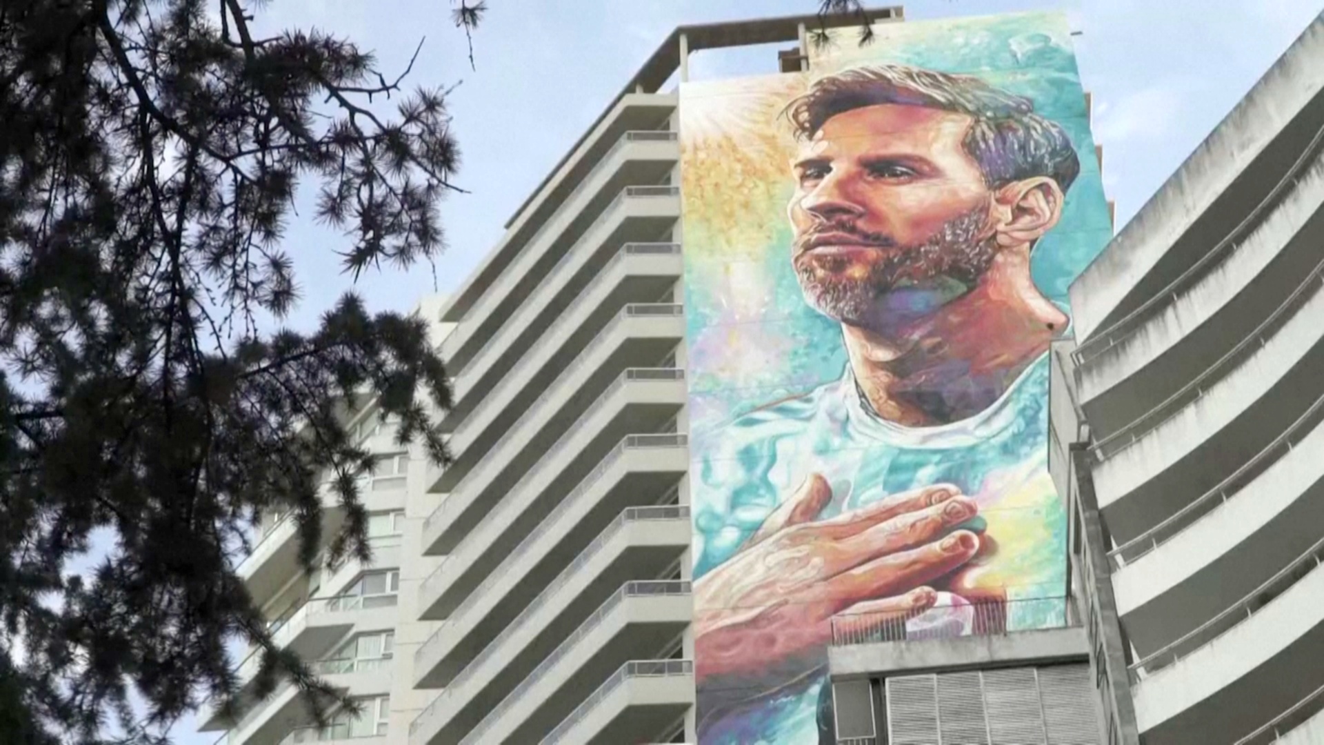 Гигантский портрет Лионеля Месси появился в Аргентине