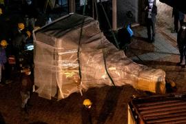«Столп стыда» в Гонконге убрали под покровом ночи