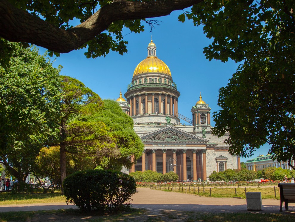 Вдохновенные пейзажи Санкт-Петербурга – экскурсия на катере и автобусе за один день
