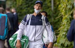 Первую ракетку мира Новака Джоковича не впустили в Австралию без прививки