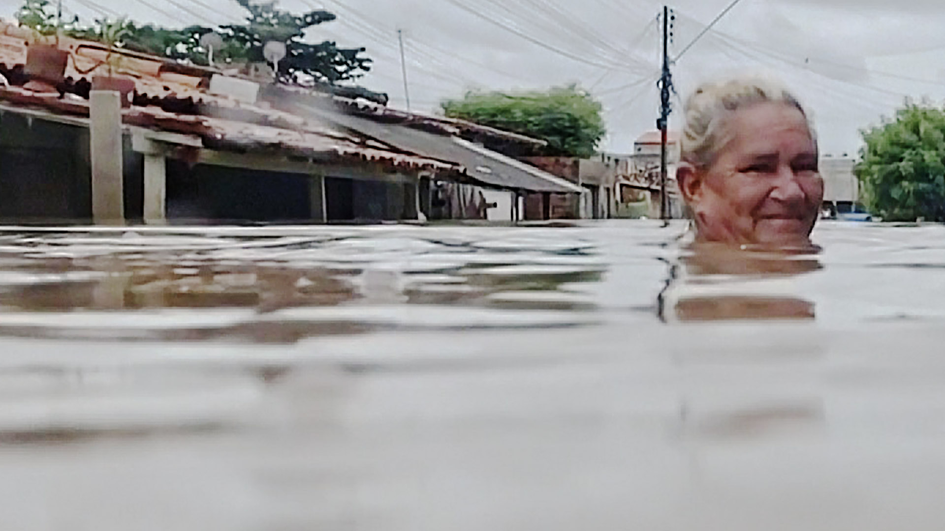 Воды по горло: ливни затопили северо-восток Бразилии
