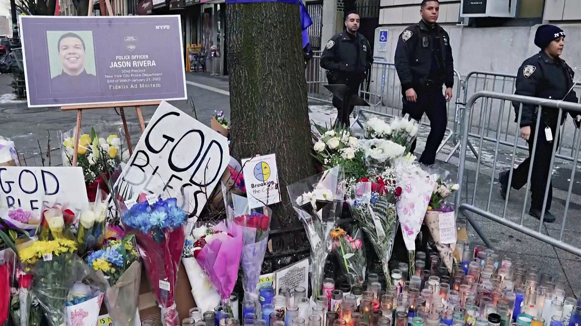 Второй полицейский скончался в Нью-Йорке после стрельбы в Гарлеме