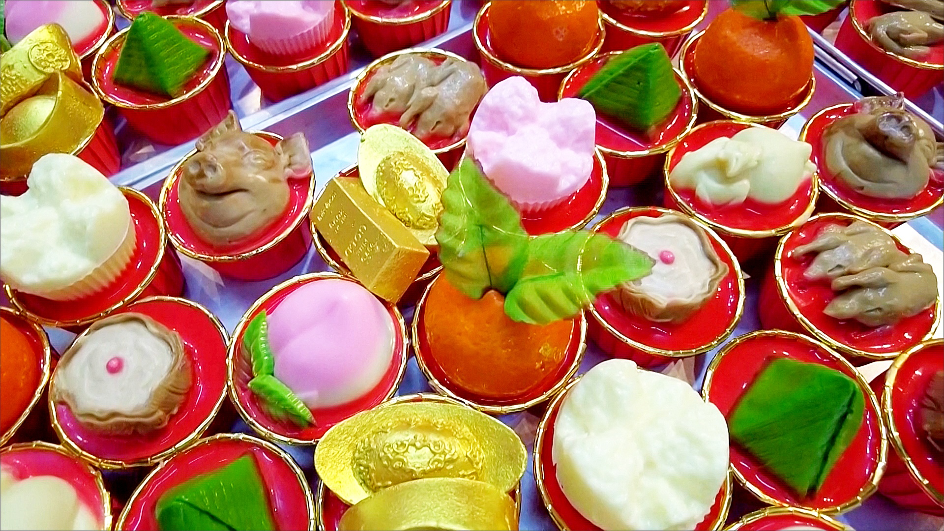 В Таиланде заменяют праздничные блюда десертами из желе