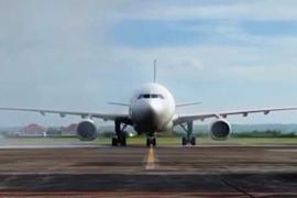 На Бали прибыл первый за два года международный рейс