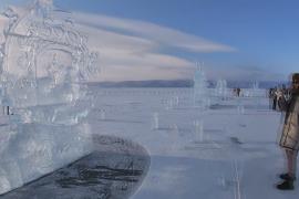 Фестиваль ледяных скульптур на Байкале посвятили народам Сибири