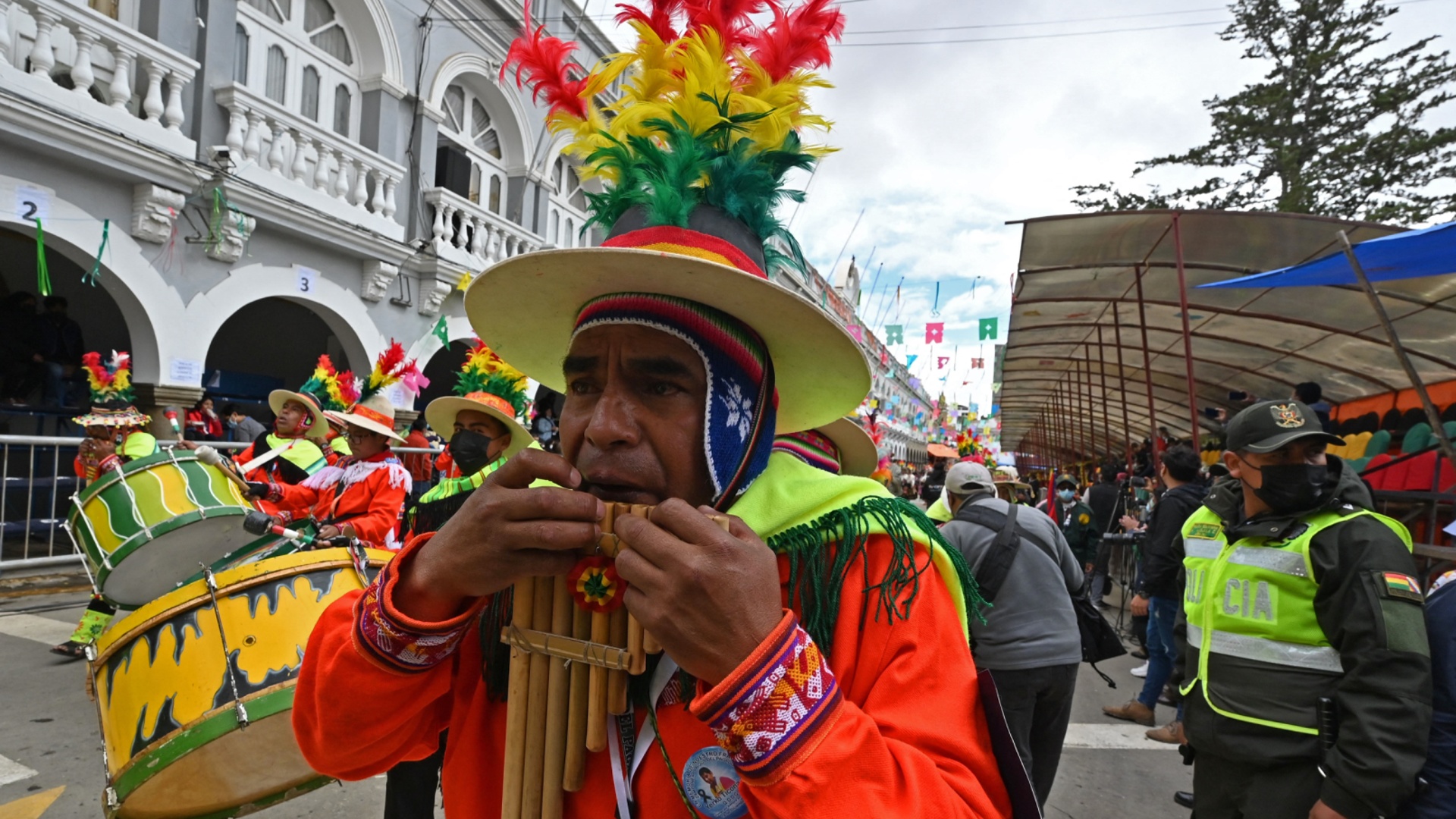 Грандиозный карнавал прошёл в Боливии