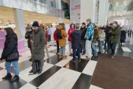 Длинные очереди выросли у банкоматов в Москве