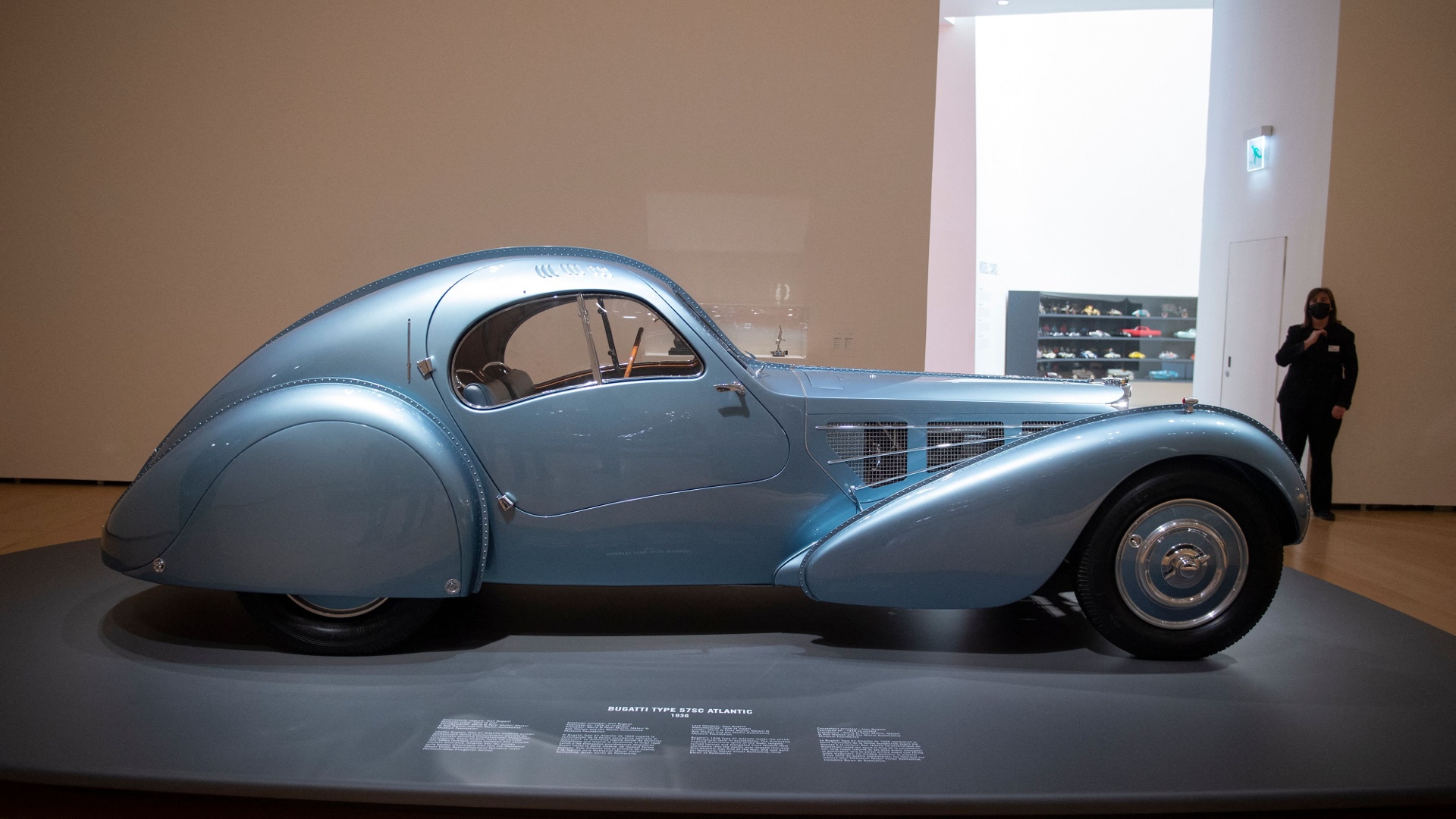 Как искусство и архитектура влияли на развитие автомобилей, показали на выставке в Испании
