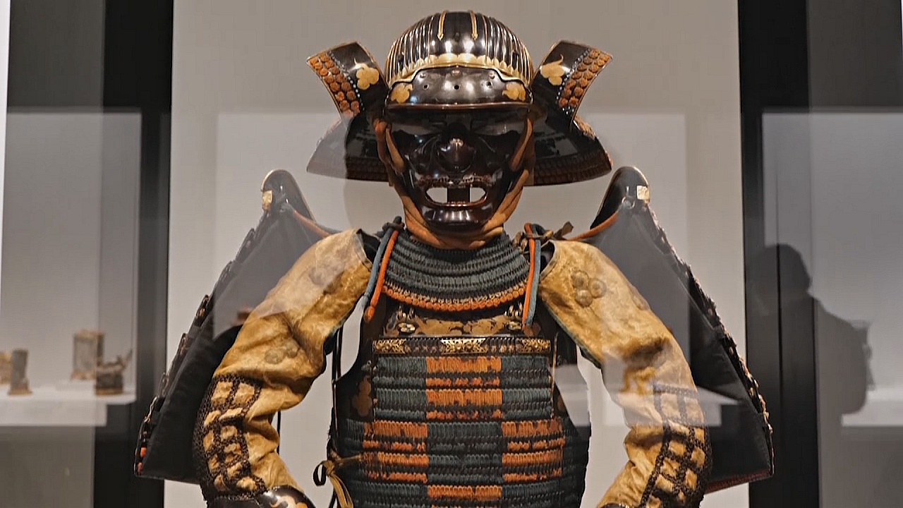 От доспехов самураев до японского фарфора: королевскую коллекцию показали в Лондоне