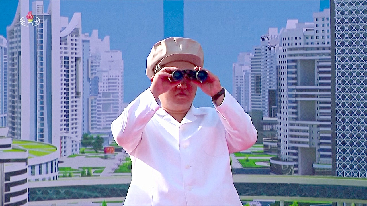 Почему богатые северокорейцы отказываются от квартир в пентхаусах