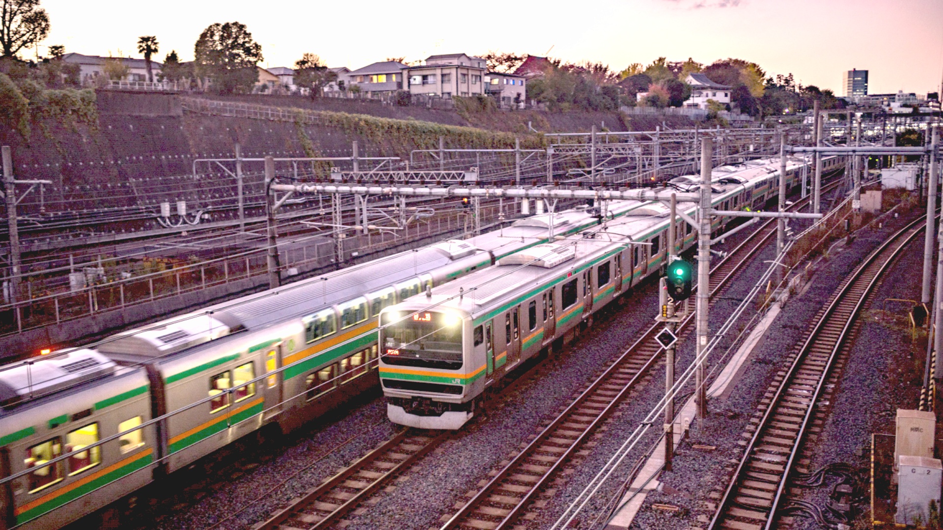 Крупнейшая в Японии железная дорога перешла на зелёную энергию
