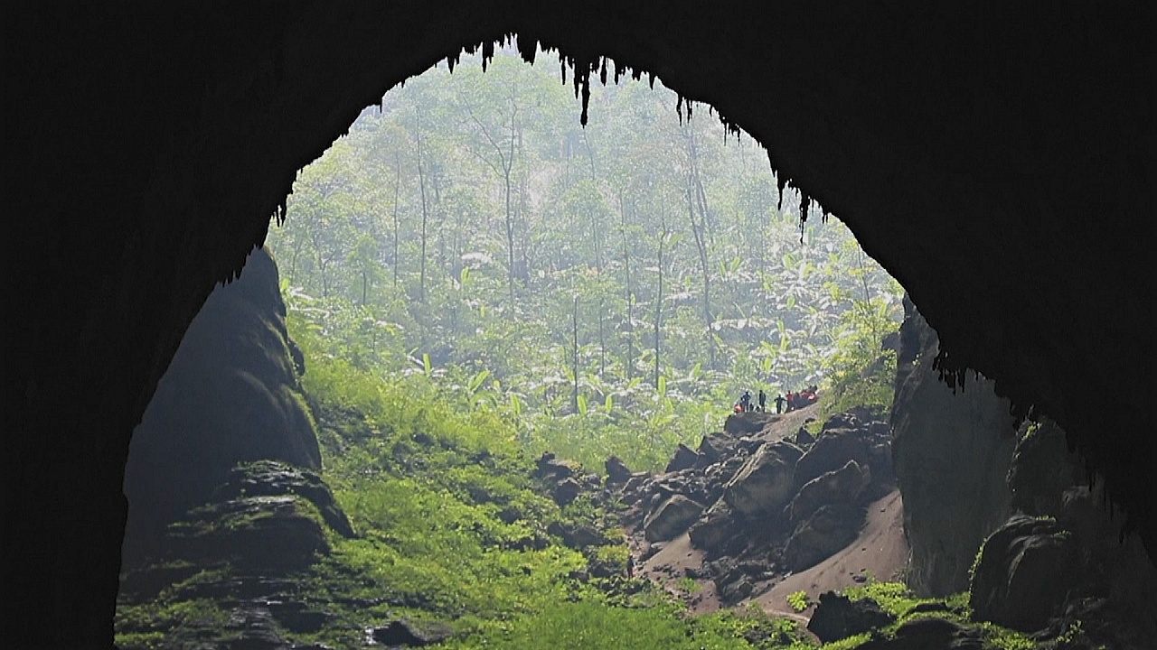 Как изучают одну из самых больших пещер в мире