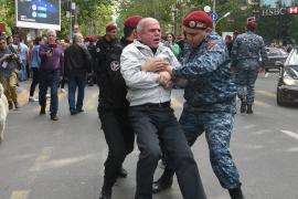 Протестующие парализовали работу метро в Ереване