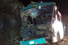 14 погибших: в Мексике автобус врезался в стену