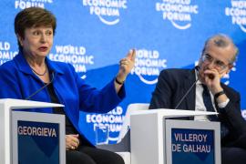 Форум в Давосе: МВФ не ожидает глобальной рецессии, но и не исключает её