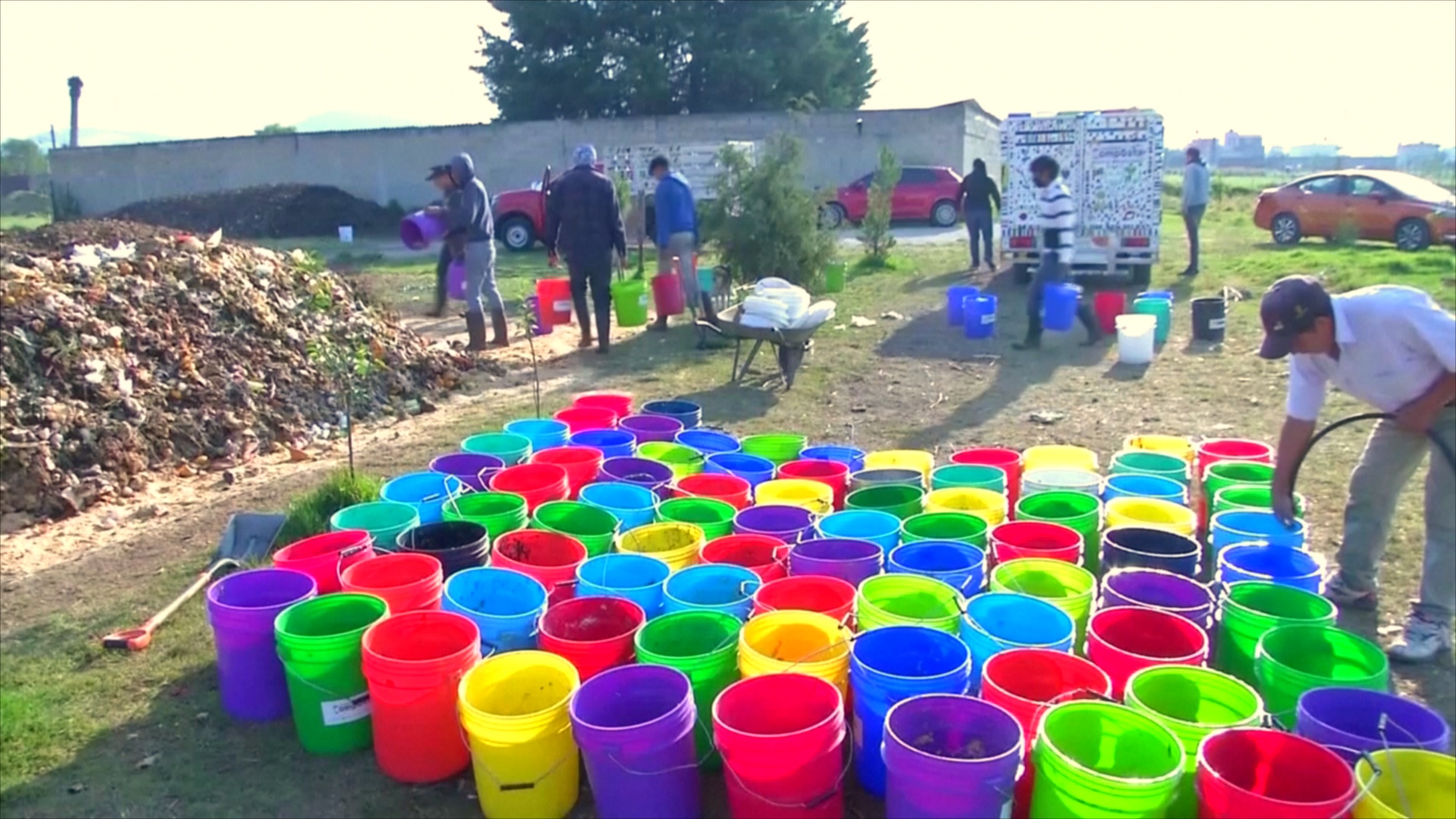 Со свалки в сад: мексиканцы превращают отходы в компост