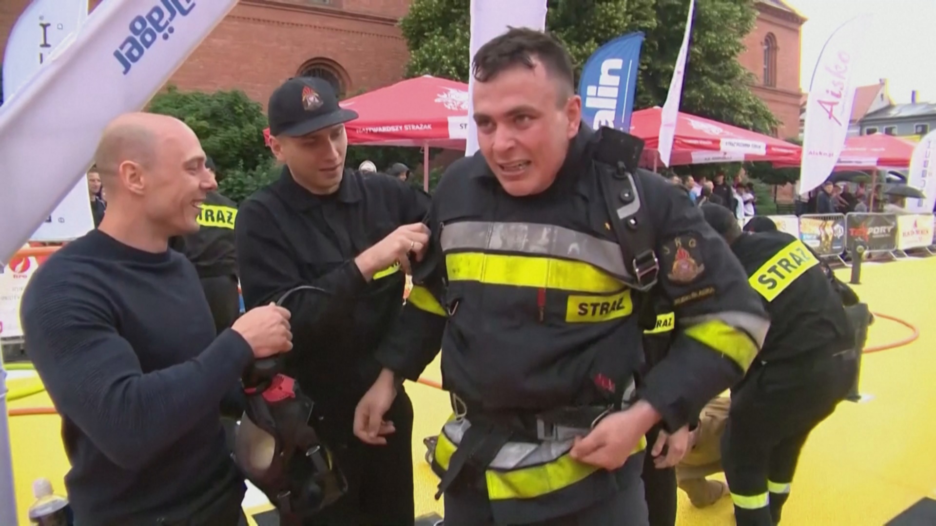 Как в жизни: пожарные посостязались на международных соревнованиях в Польше