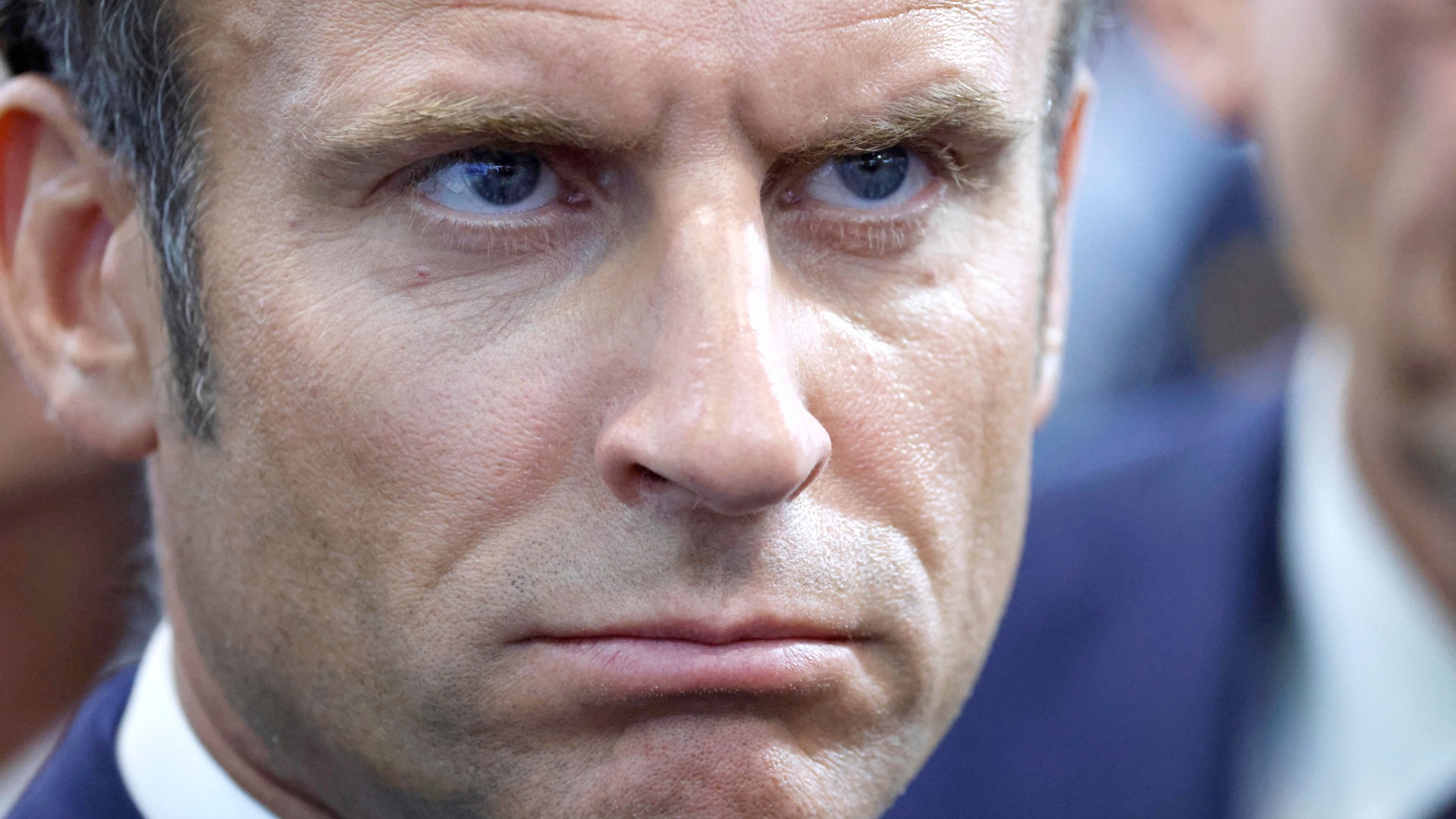 Коалиция Макрона лишилась большинства во французском парламенте