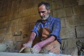 Ливанский гончар старается сохранить ремесло для будущих поколений