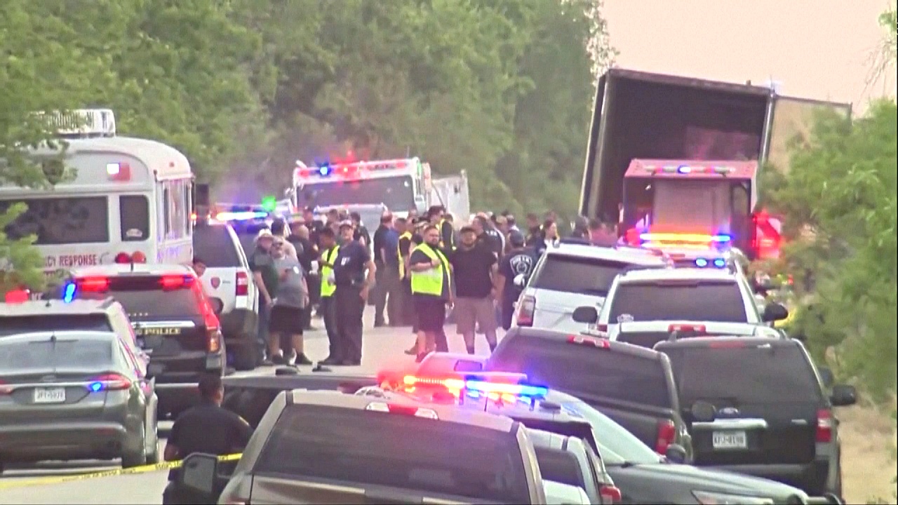 Страшная гибель в грузовике: в США подтвердили смерть 51 мигранта