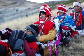 Индейцы замерзают из-за аномальных морозов в Перу