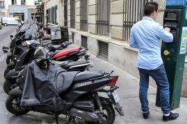 За парковку мотоциклов в Париже теперь нужно платить
