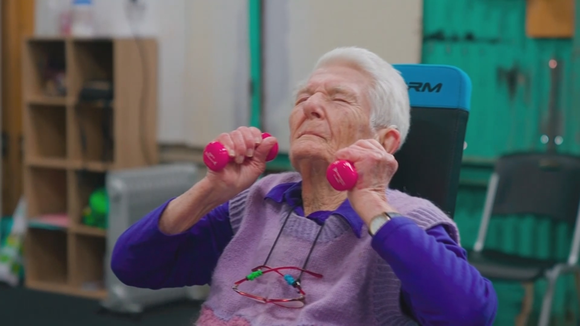 Гантели в 90 лет: тренажёрный зал для бабушек и дедушек появился в Австралии