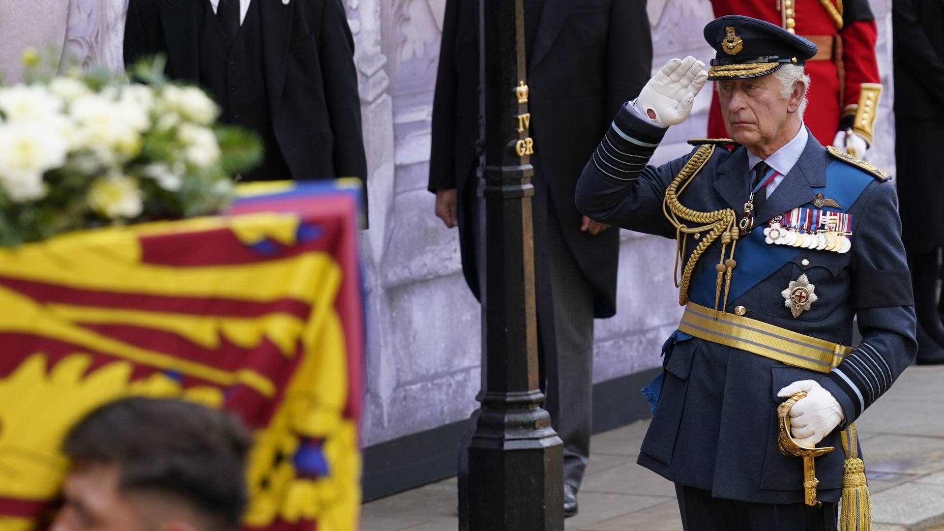 Последнее прощание: в Великобритании проходят похороны королевы
