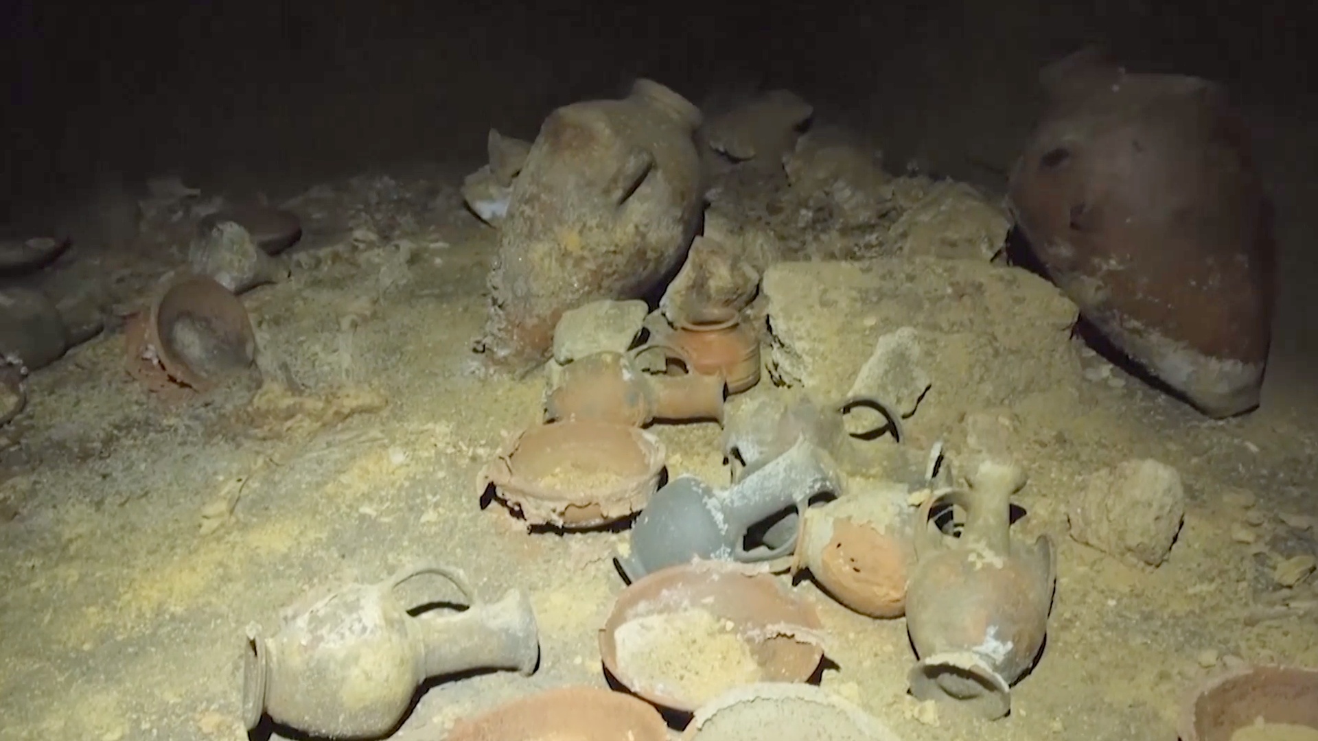 Погребальную камеру возрастом 3300 лет случайно нашли в Израиле