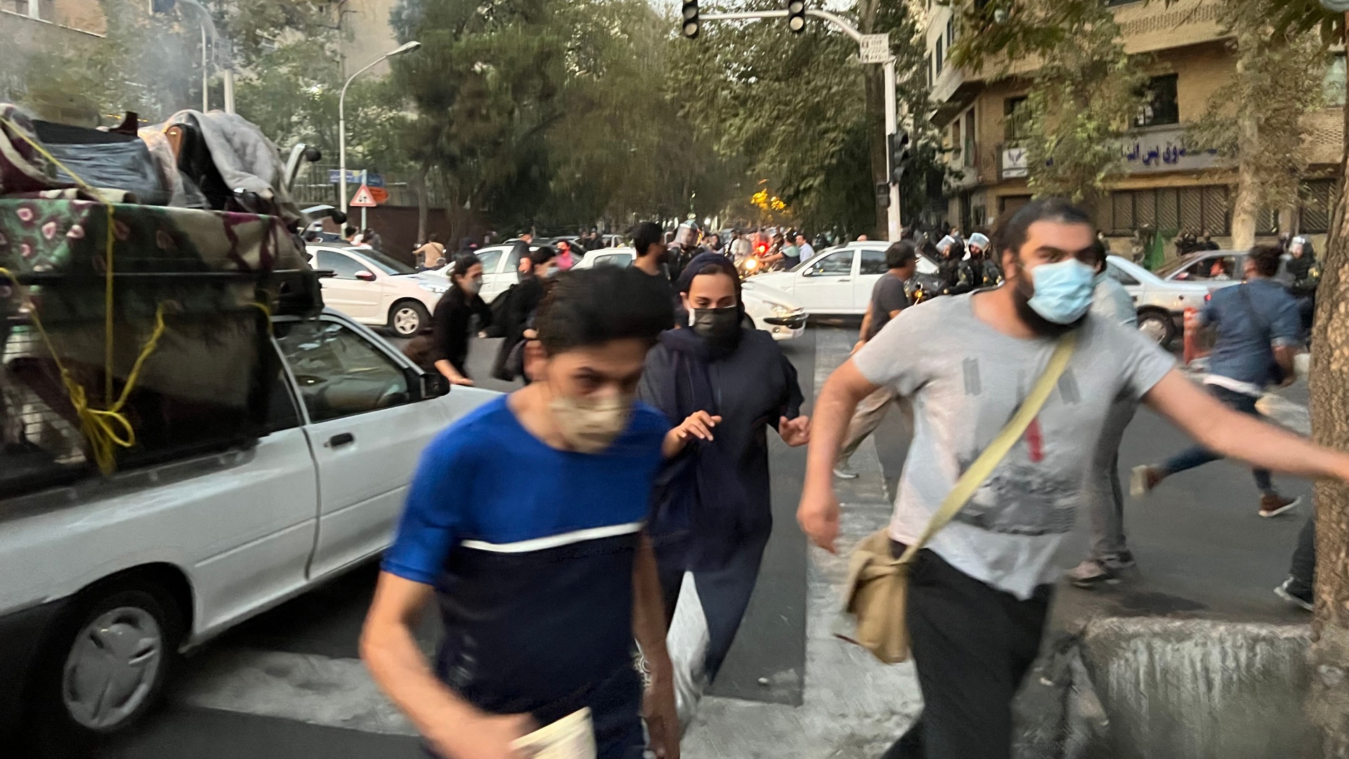 Протесты в Иране из-за смерти Махсы Амини становятся всё более ожесточёнными