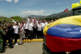 Крупный КПП между Колумбией и Венесуэлой заработал после многих лет закрытия
