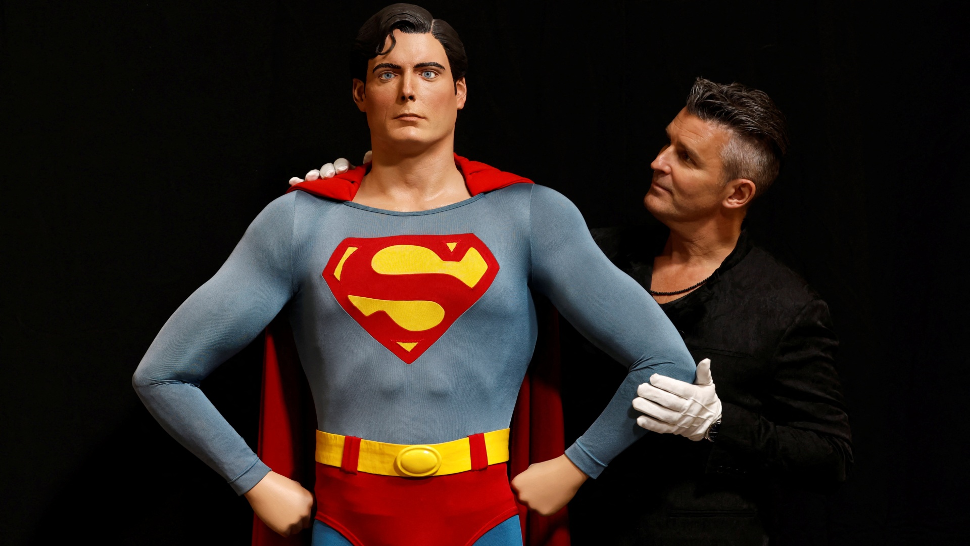 От костюма Супермена до перчаток Дарта Вейдера: в Лондоне пройдёт аукцион памятных вещей