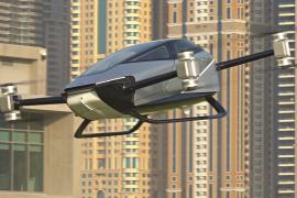 Летающее такси с восемью винтами испытали в Дубае
