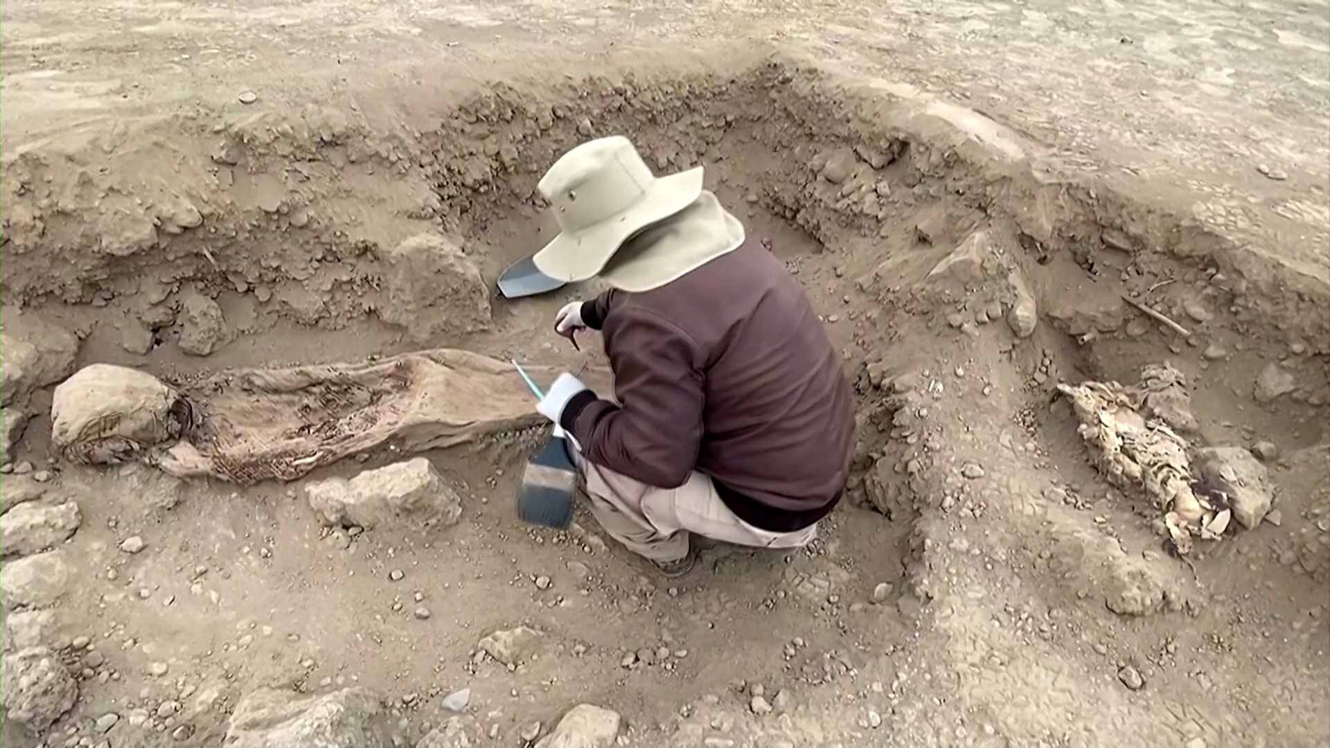 Восемь мумий колониальной эпохи нашли археологи в Перу