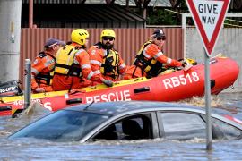 Мешки с песком и эвакуация: наводнение в Австралии продолжается второй месяц