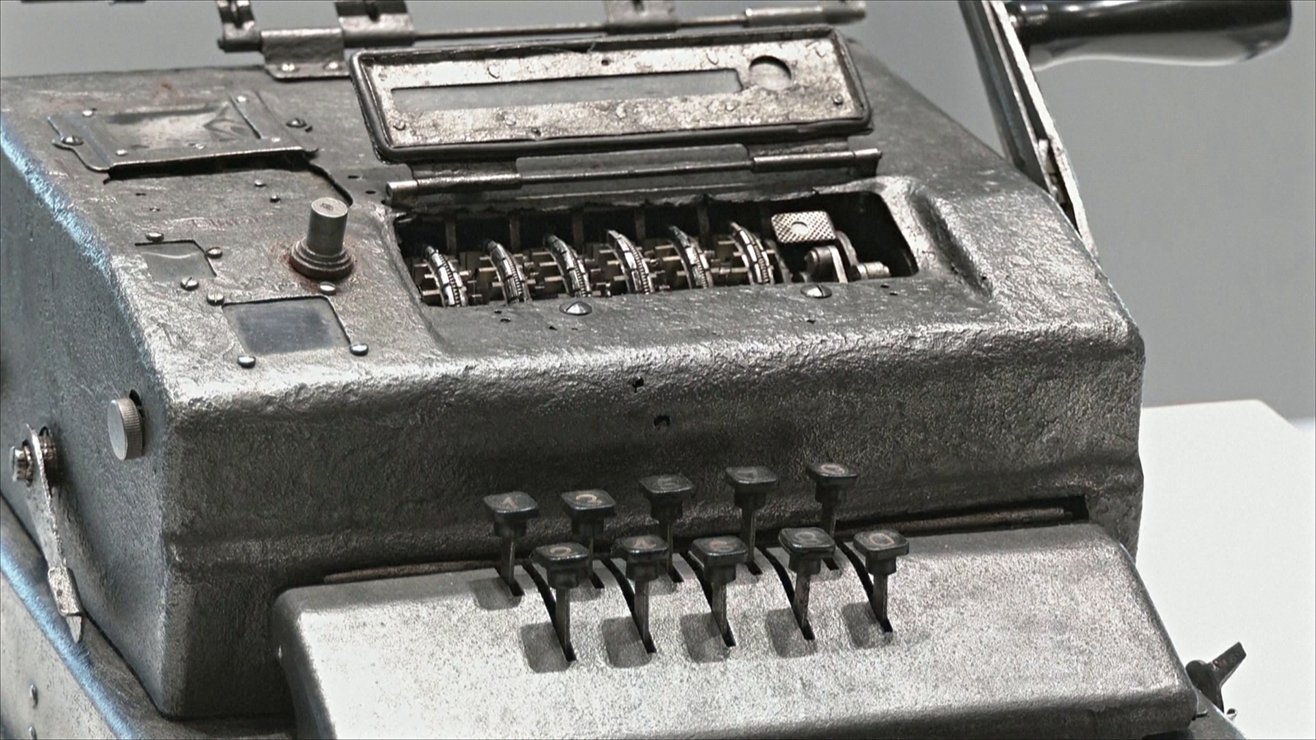 Немецкий музей показал редкую шифровальную машину времён войны