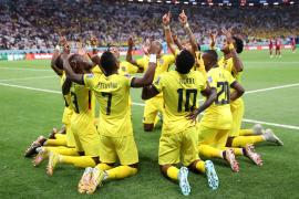 Эквадор обыграл Катар в первом матче Кубка мира-2022