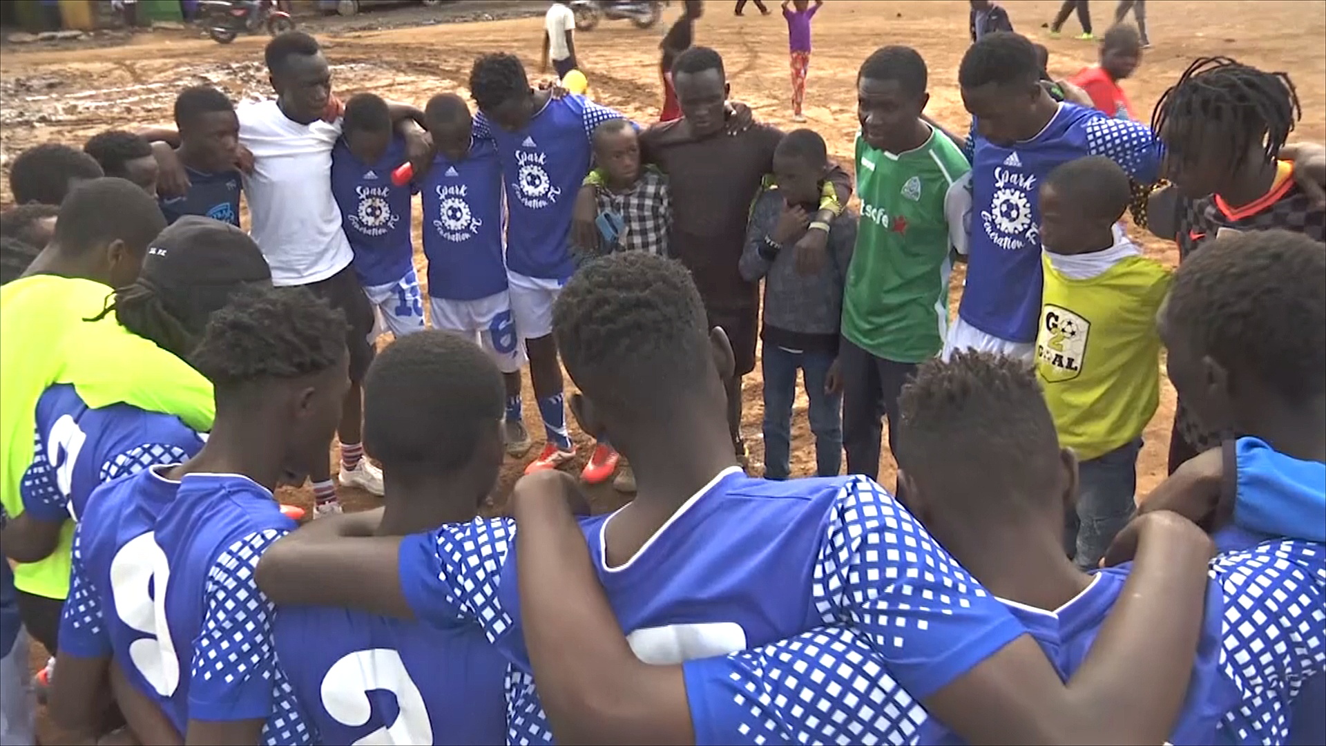 Футбол спасает кенийцев от наркотиков и преступности
