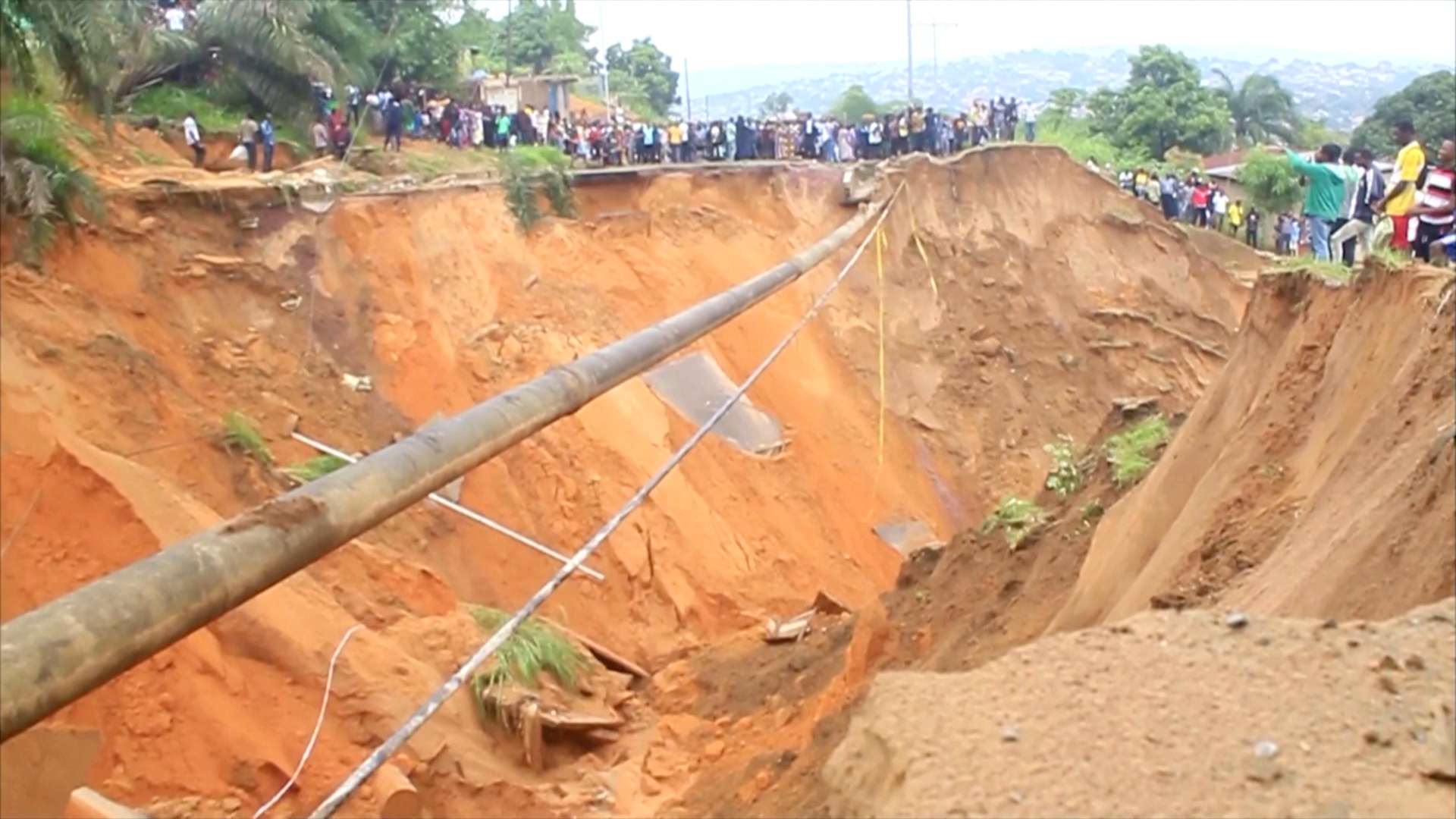 Наводнения и оползни в столице ДР Конго: 50 погибших