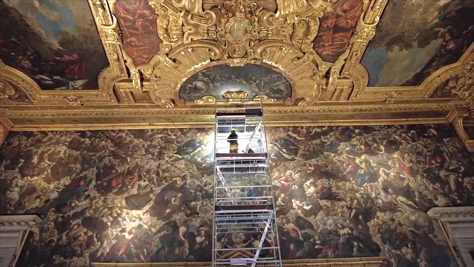 «Герцогский дворец» в Италии начинают реставрировать