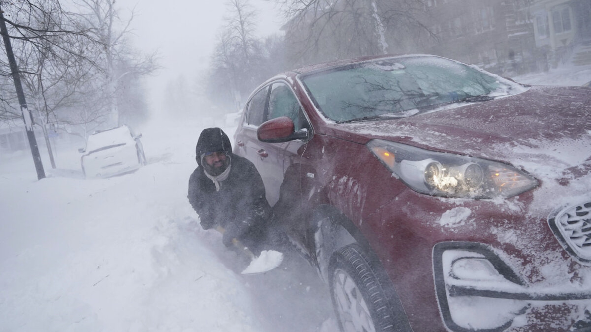 Не менее 34 человек погибли в США в результате беспрецедентного снежного шторма