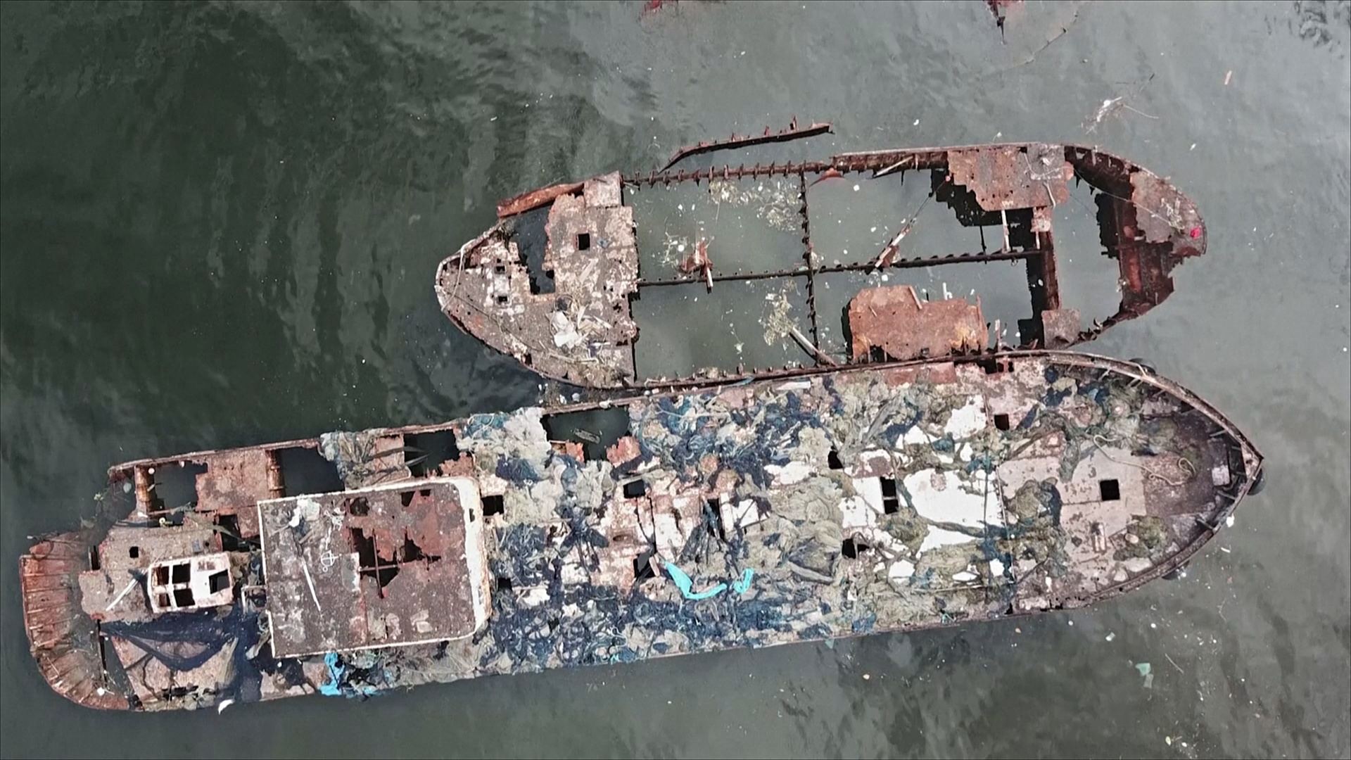 Кладбище кораблей в заливе Гуанабара грозит вылиться в экологическую катастрофу