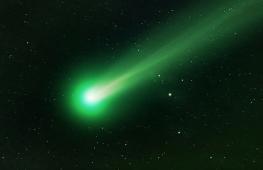 Астрономы наблюдают за зелёной кометой из обсерватории в Греции