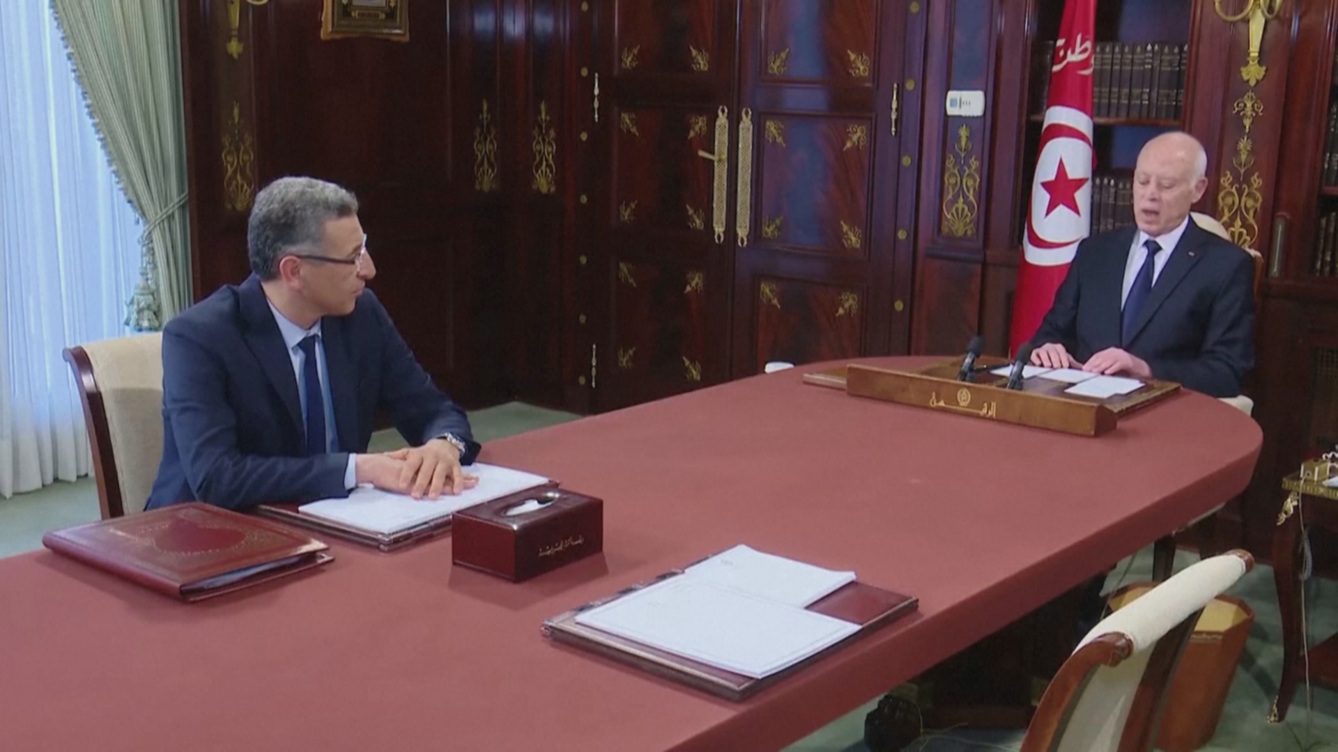 Президент Туниса обвинил политиков в «миграционном заговоре»