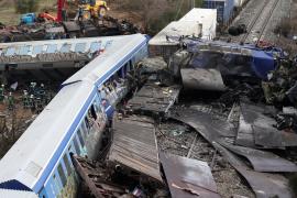 Начальник ж/д станции в Греции взял на себя ответственность за крушение поездов