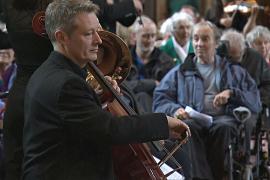 Концерт в соборе устроили для жителей домов престарелых в Великобритании