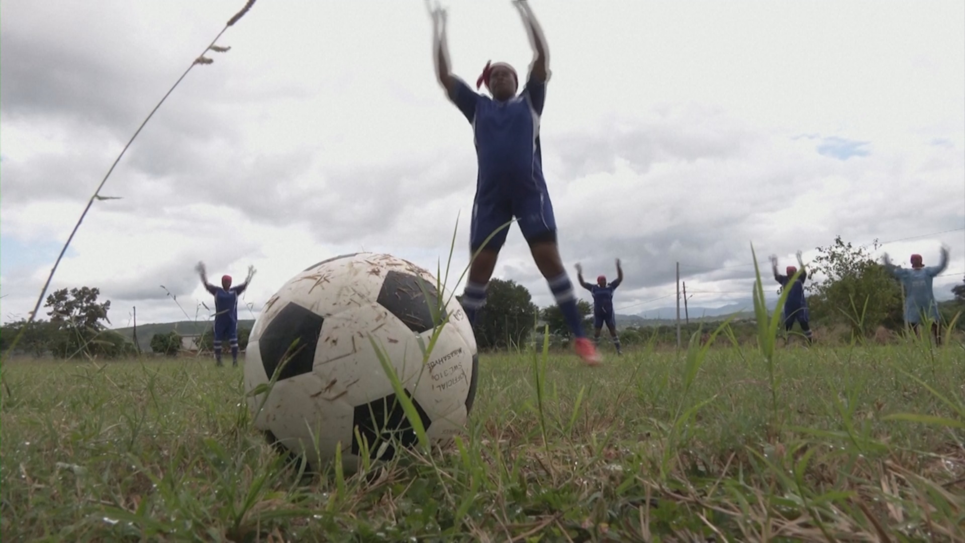 «Чемпионат мира» по футболу для бабушек проводят в ЮАР
